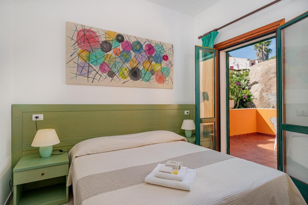Hotel Marinaro Santa Teresa Gallura Zewnętrze zdjęcie