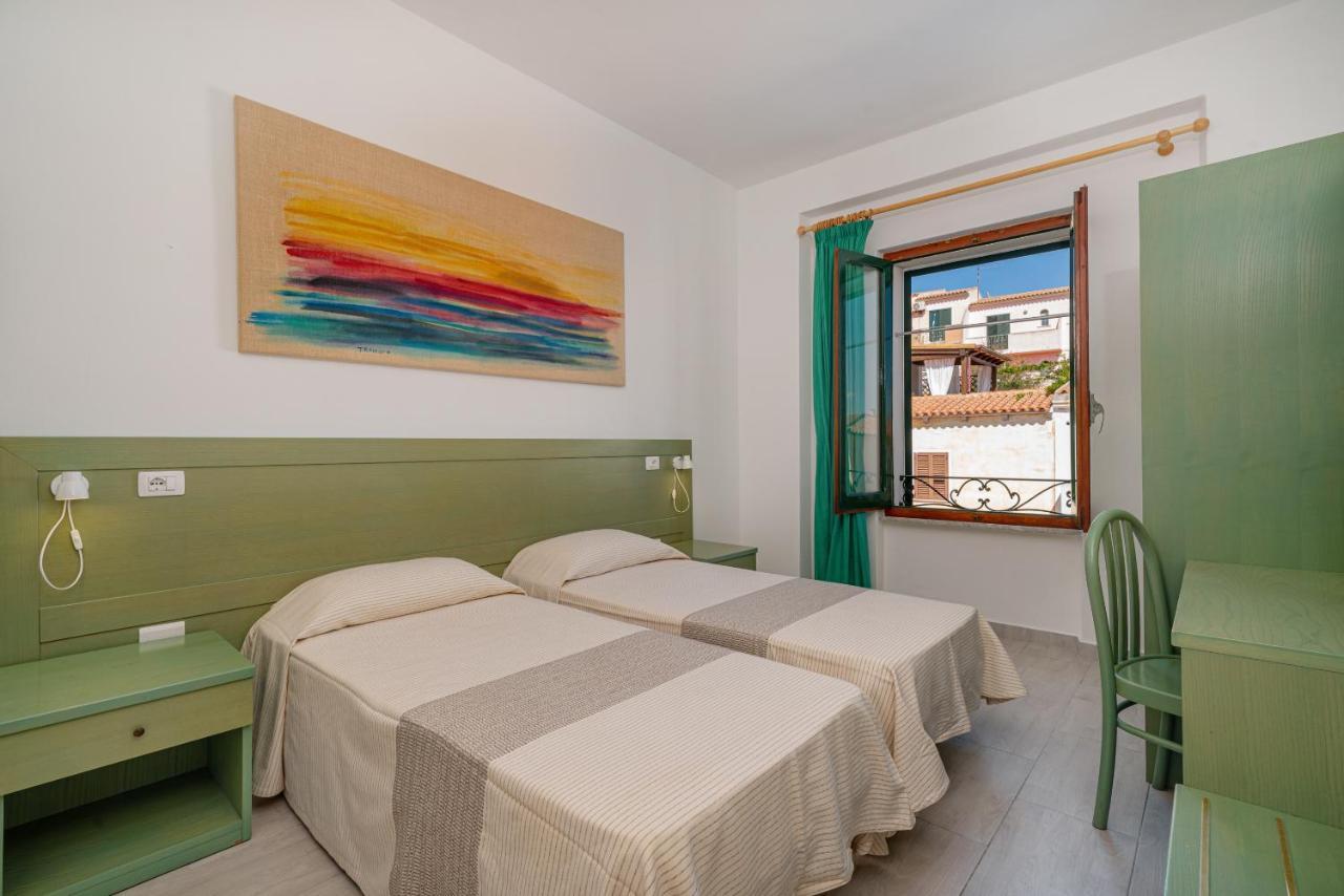 Hotel Marinaro Santa Teresa Gallura Zewnętrze zdjęcie