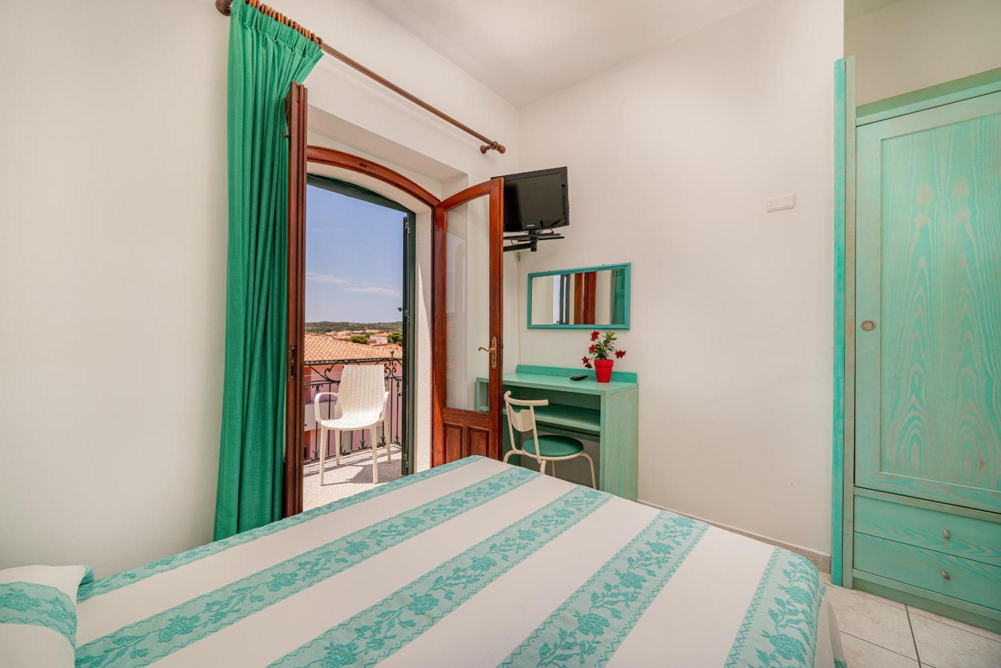 Hotel Marinaro Santa Teresa Gallura Zewnętrze zdjęcie